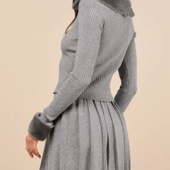 Gray Ribbed Women's Set - Picture 2 of 4
